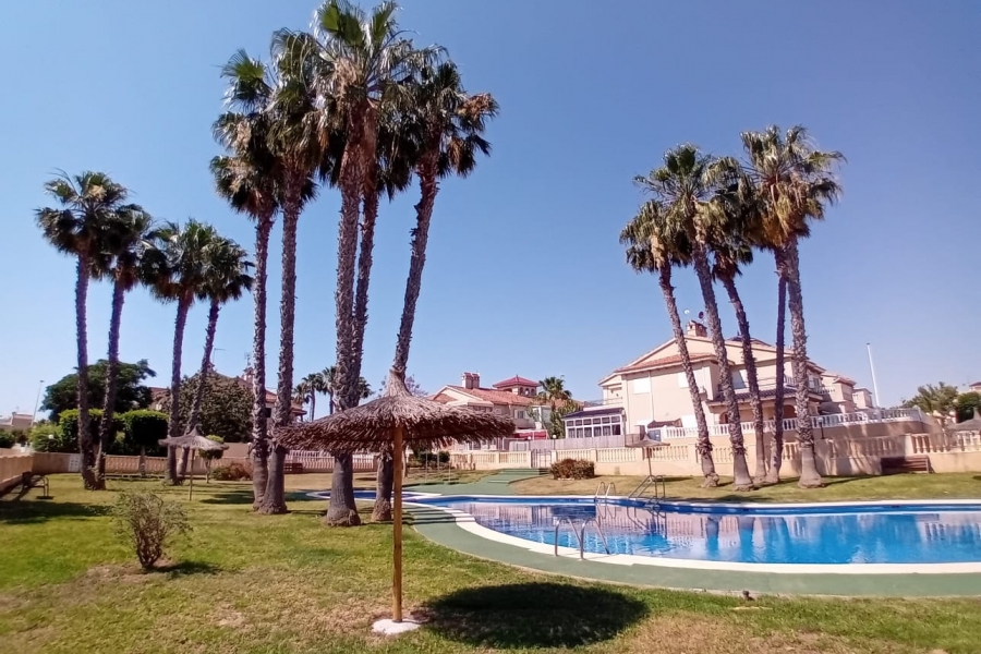 Re-Sale - Apartment - Orihuela Costa - Playa Flamenca