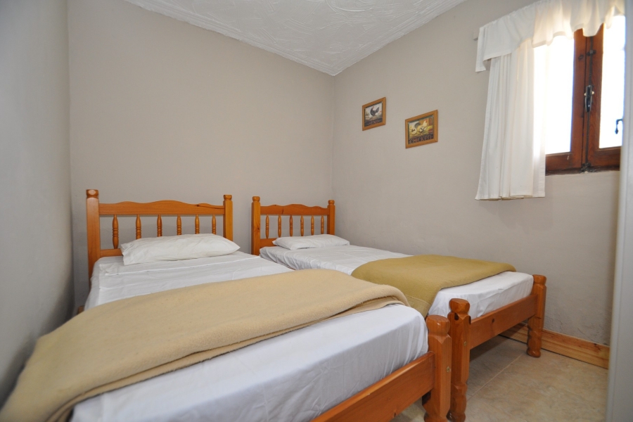 Re-Sale - Country Property - Pinoso - Edge of town