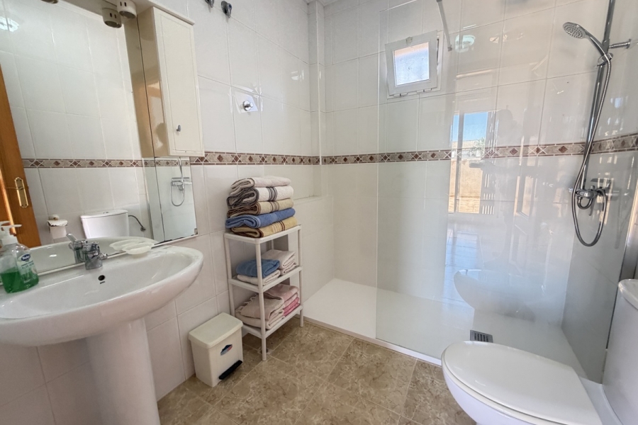 Re-Sale - Apartment - Orihuela Costa - La Zenia