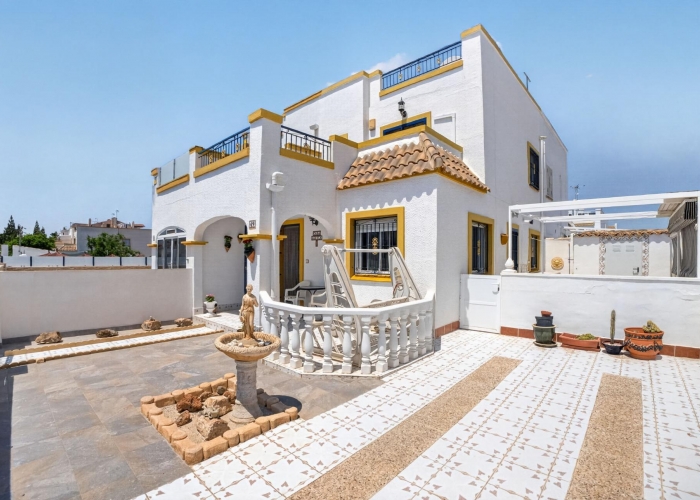 Re-Sale - Quad Villa - Torrevieja - Jardin Del Mar
