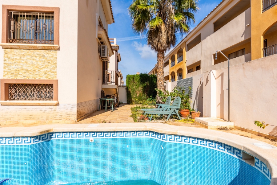 Re-Sale - Detached Villa - Orihuela Costa - Villamartin