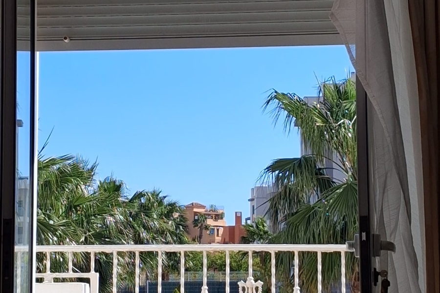 Re-Sale - Apartment - Orihuela Costa - Villamartin