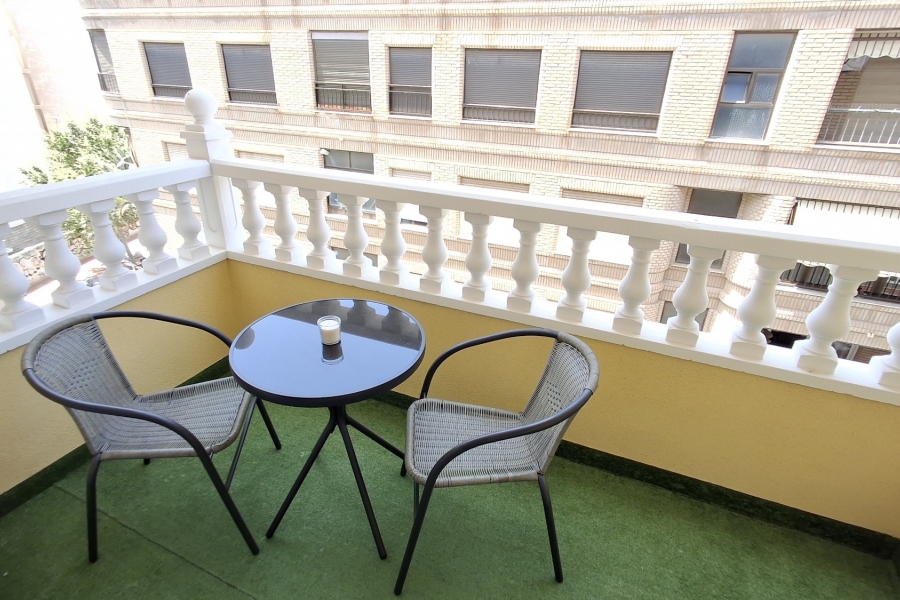 Re-Sale - Apartment - Torrevieja - Torrevieja - Centre