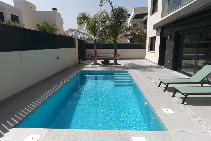 Re-Sale - Detached Villa - Algorfa - La Finca Golf Resort
