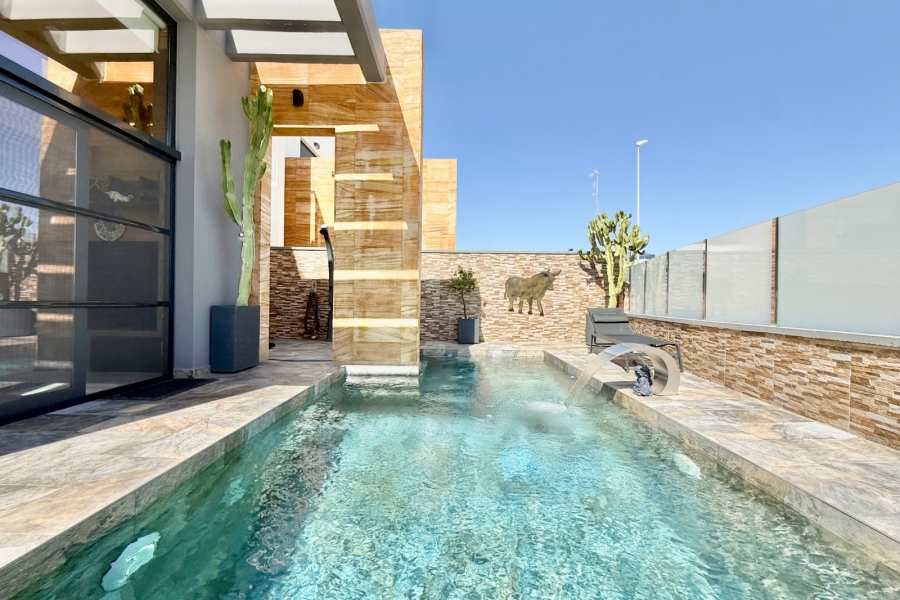 Re-Sale - Detached Villa - Orihuela Costa - Lomas de Cabo Roig