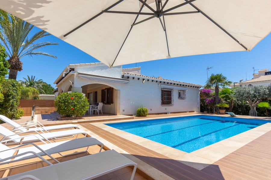 Re-Sale - Detached Villa - Orihuela Costa - Punta Prima