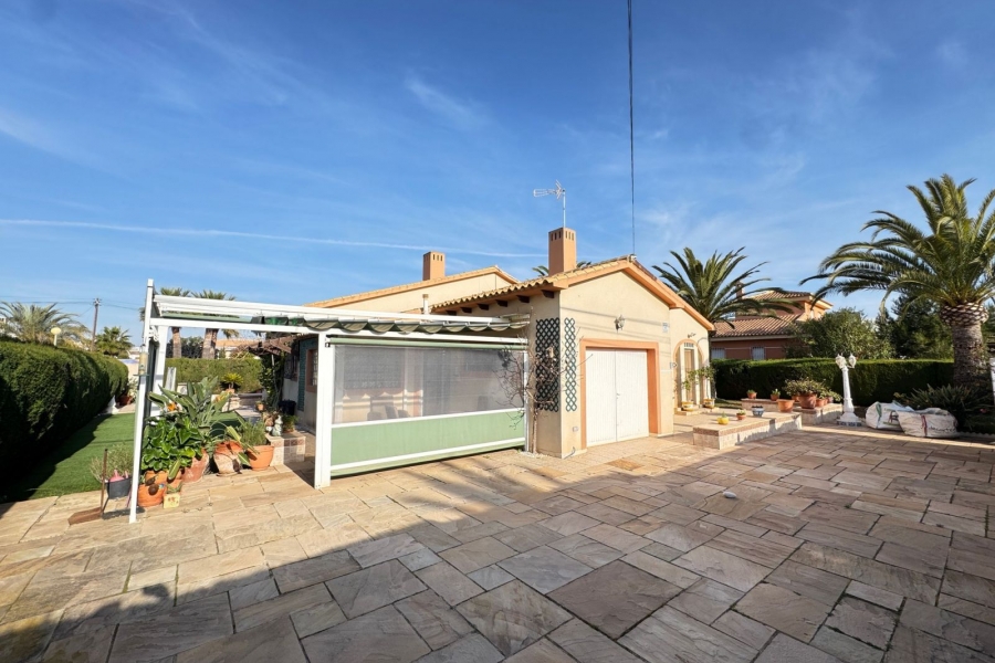 Re-Sale - Detached Villa - Orihuela Costa - Cabo Roig