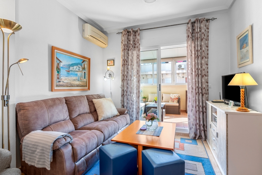 Re-Sale - Apartment - Torrevieja - Torrevieja - Centre