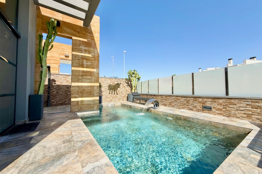 Re-Sale - Detached Villa - Orihuela Costa - Lomas de Cabo Roig