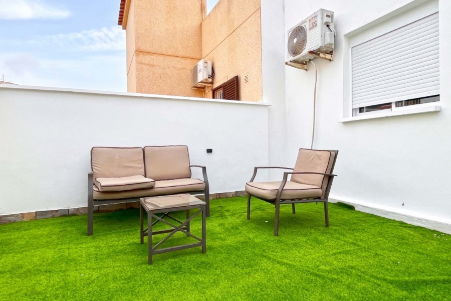 Re-Sale - Bungalow - Orihuela Costa - Playa Flamenca
