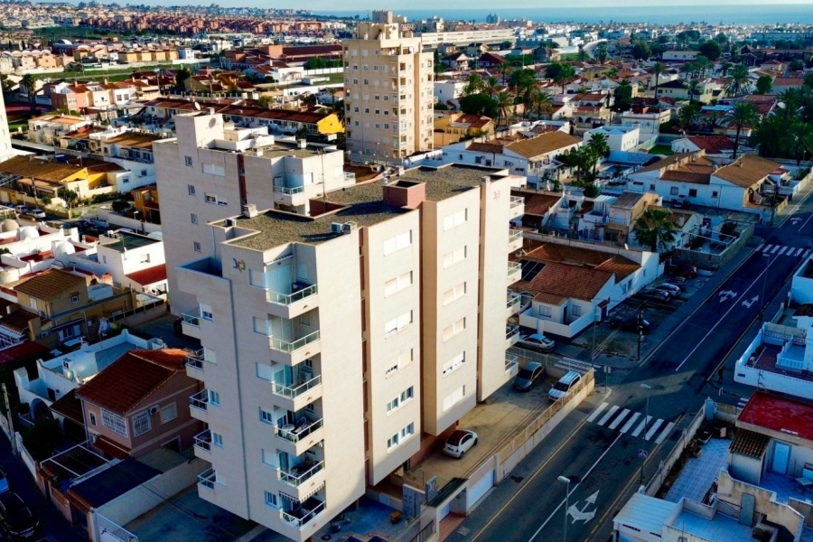 Re-Sale - Apartment - Torrevieja - Torrevieja - Centre