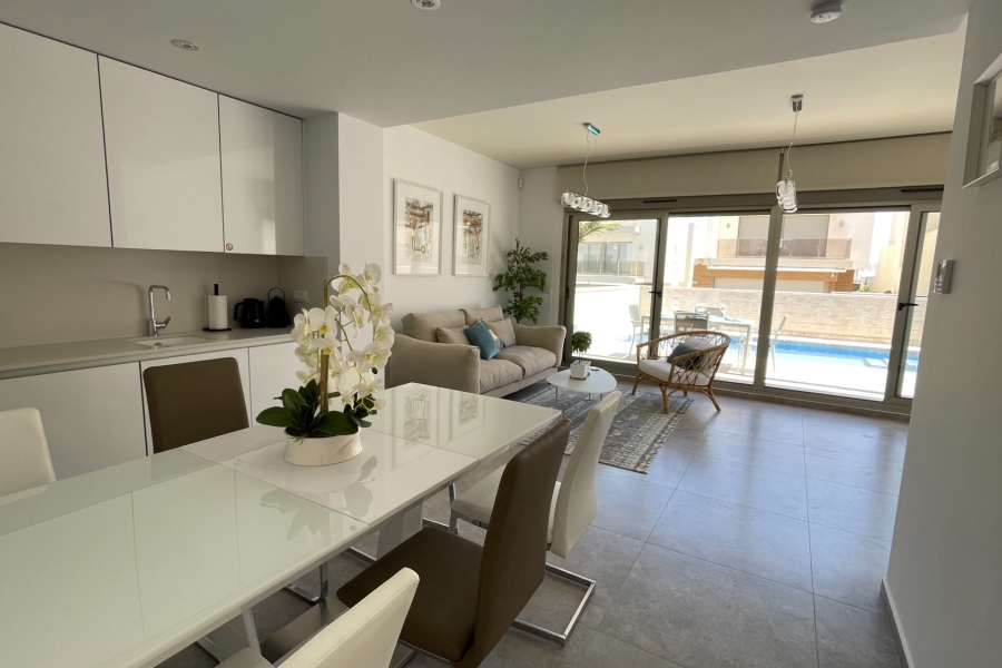Re-Sale - Detached Villa - Orihuela Costa - Villamartin