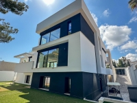 Re-Sale - Detached Villa - Orihuela Costa - Villamartin