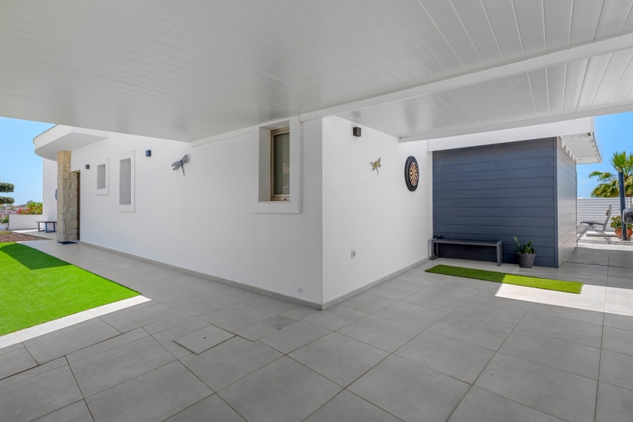 Re-Sale - Detached Villa - La Marina - La Marina - Urbanization