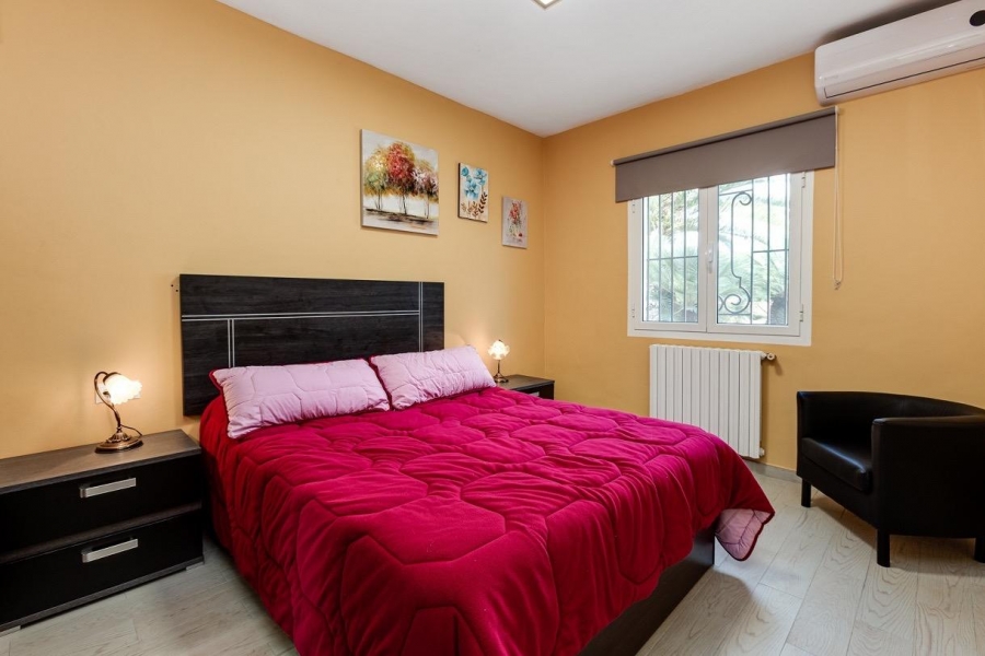 Re-Sale - Detached Villa - Torrevieja - El Chaparral