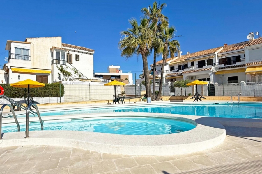 Re-Sale - Apartment - Torrevieja - Torre La Mata