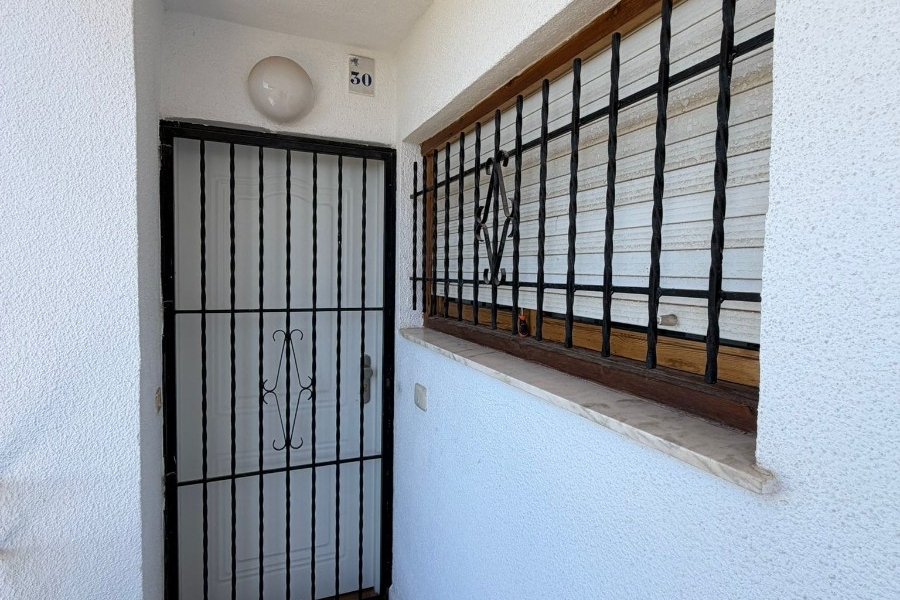 Re-Sale - Apartment - Orihuela Costa - Punta Prima
