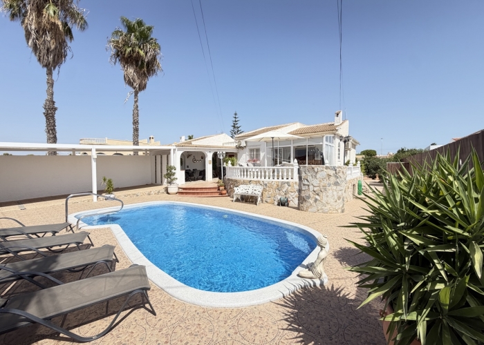 Re-Sale - Detached Villa - Torrevieja - San Luis