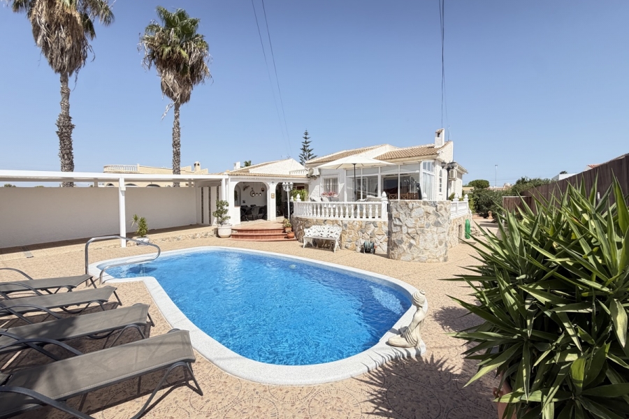 Re-Sale - Detached Villa - Torrevieja - San Luis