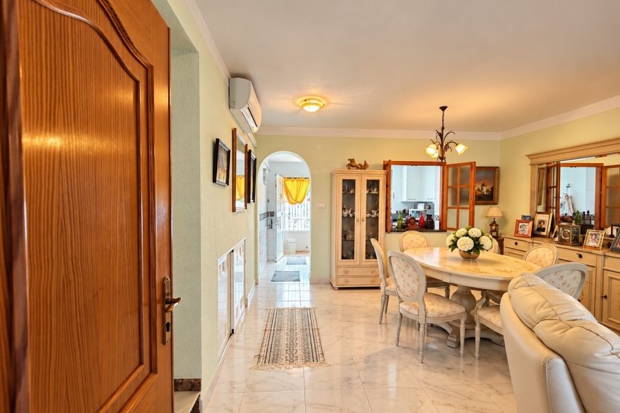 Re-Sale - Townhouse - Torrevieja - Torrevieja - Centre