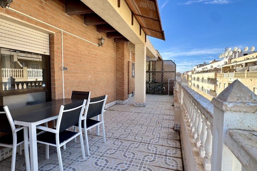Re-Sale - Apartment - Torrevieja - Torrevieja - Centre