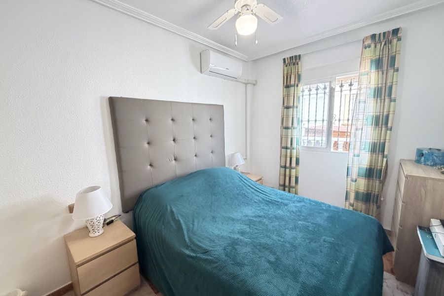 Re-Sale - Bungalow - Orihuela Costa - La Zenia