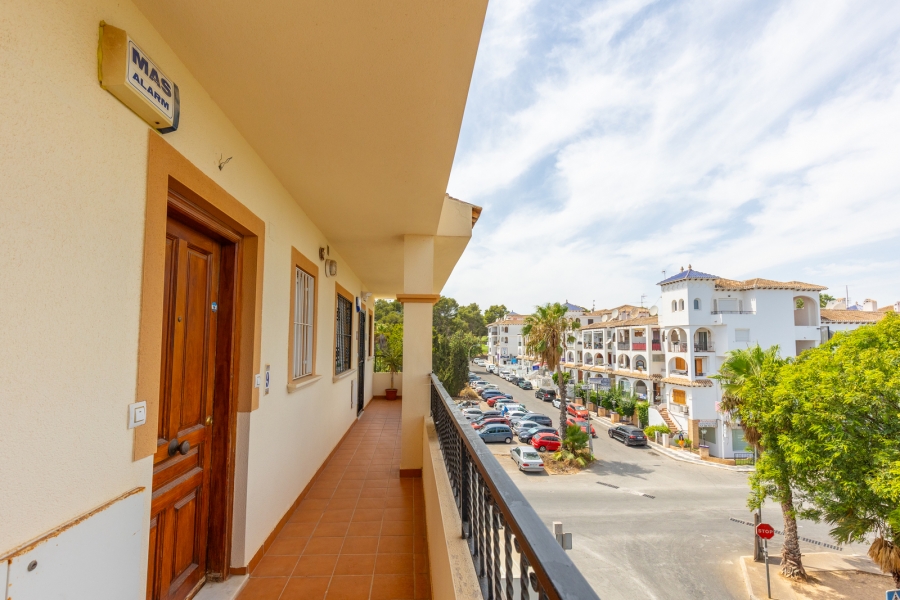 Re-Sale - Apartment - Orihuela Costa - Villamartin