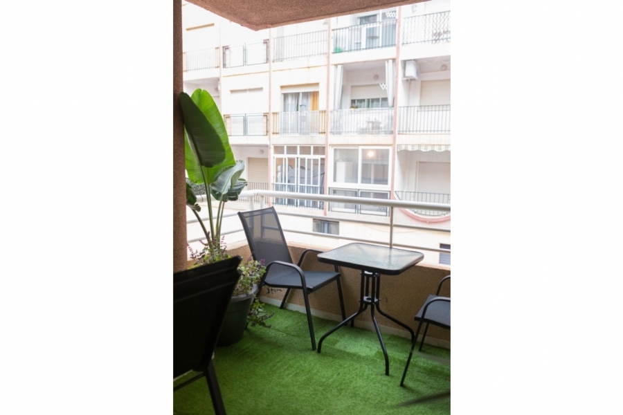 Re-Sale - Apartment - Torrevieja - Torrevieja - Centre