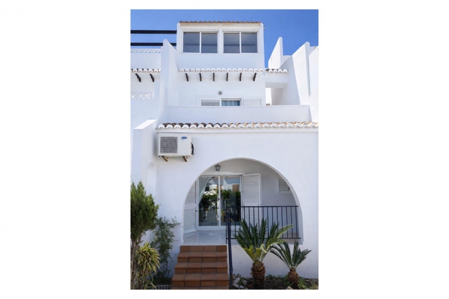 Re-Sale - Townhouse - Ciudad Quesada - Altos de Quesada