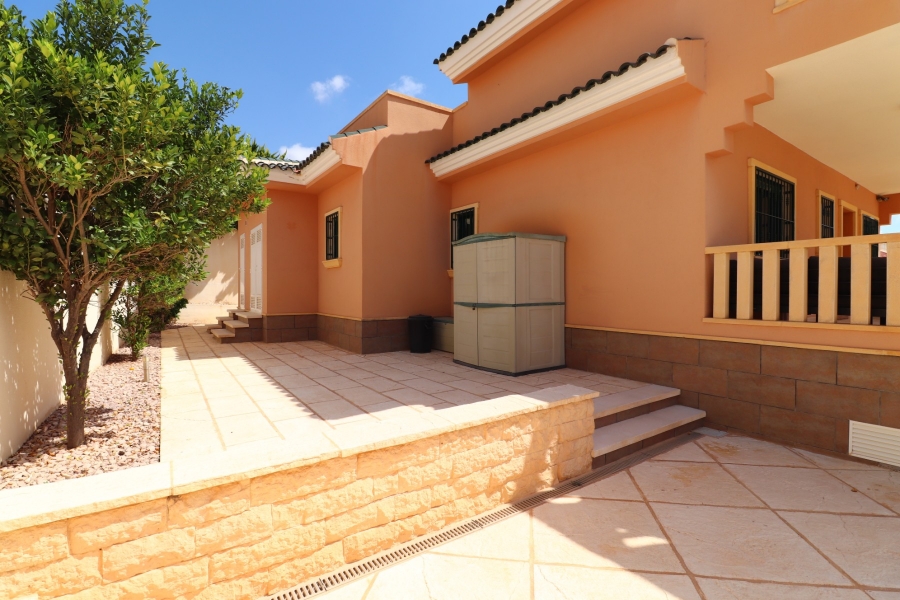 Re-Sale - Detached Villa - Ciudad Quesada - La Fiesta