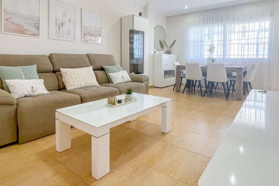 Re-Sale - Townhouse - Orihuela Costa - Punta Prima