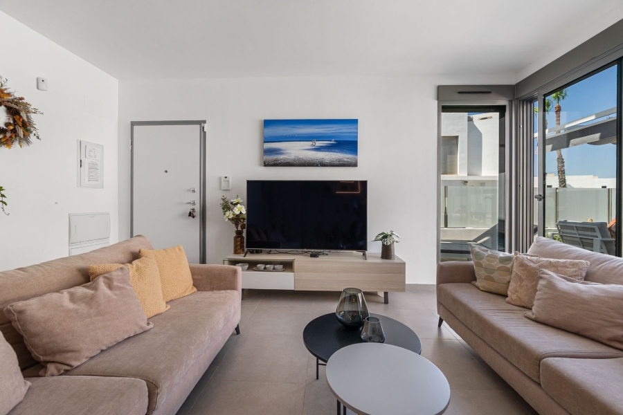 Re-Sale - Detached Villa - Orihuela Costa - Villamartin