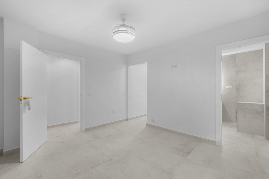 Re-Sale - Apartment - Torrevieja - Playa Acequion