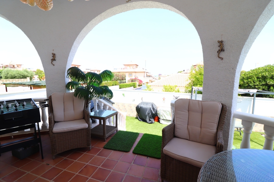 Re-Sale - Detached Villa - Orihuela Costa - Villamartin