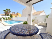 Re-Sale - Detached Villa - Orihuela Costa - Villamartin