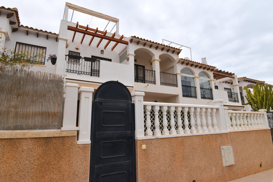 Re-Sale - Townhouse - Orihuela Costa - Punta Prima