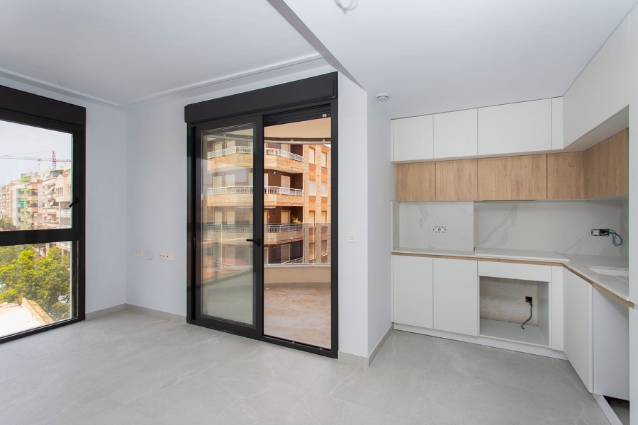 Re-Sale - Apartment - Torrevieja - Torrevieja - Centre