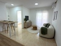 Re-Sale - Apartment - Torrevieja - Torrevieja - Centre