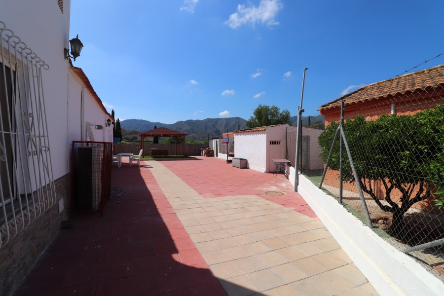 Re-Sale - Country Property - Benferri - Benferri - Country