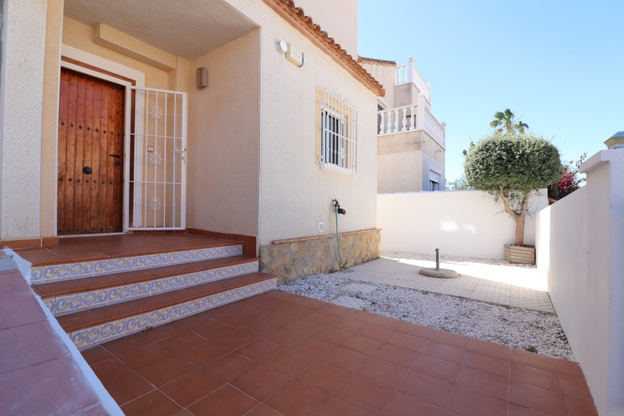 Re-Sale - Detached Villa - San Miguel de Salinas - Lake View Mansions