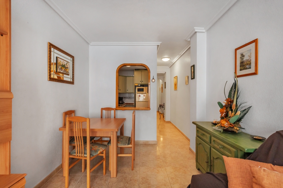 Re-Sale - Apartment - Torrevieja - Playa Los Naufragos