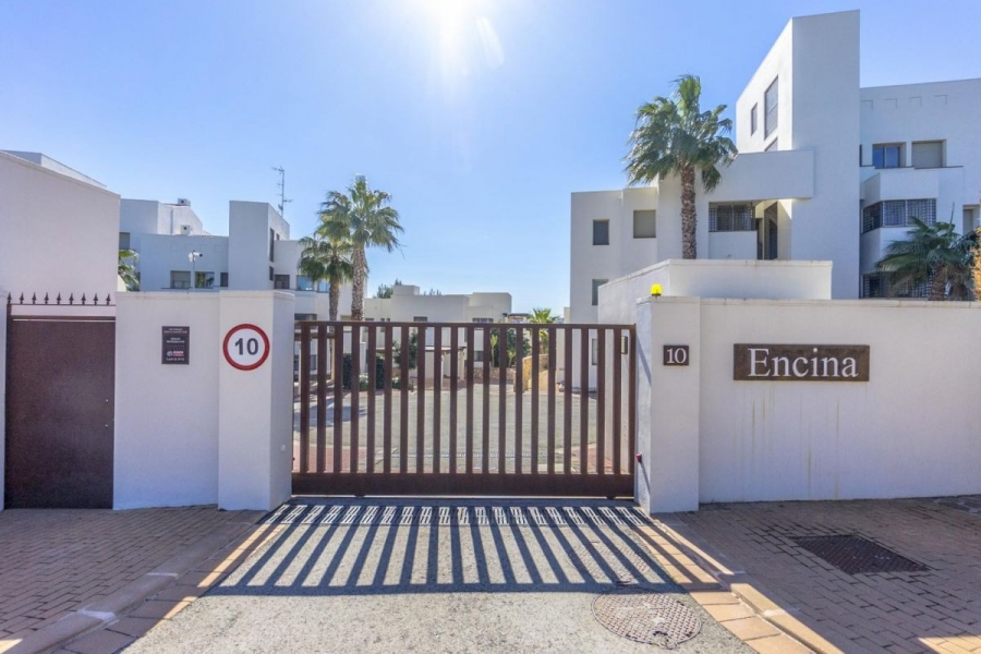 Re-Sale - Apartment - Las Colinas Golf Resort