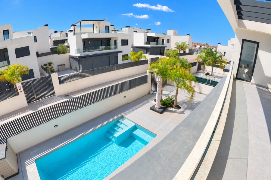 Re-Sale - Detached Villa - Algorfa - La Finca Golf Resort