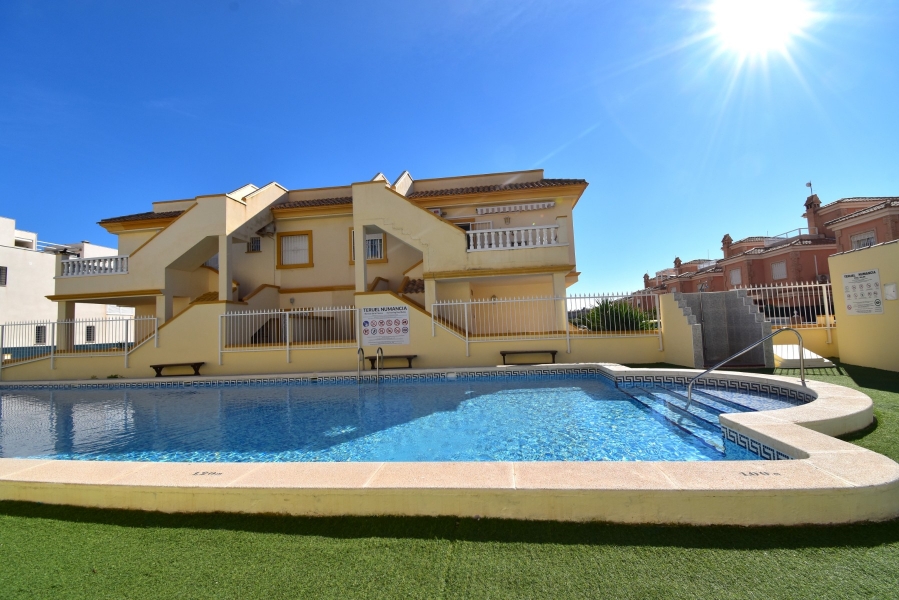 Re-Sale - Detached Villa - Orihuela Costa - Playa Flamenca