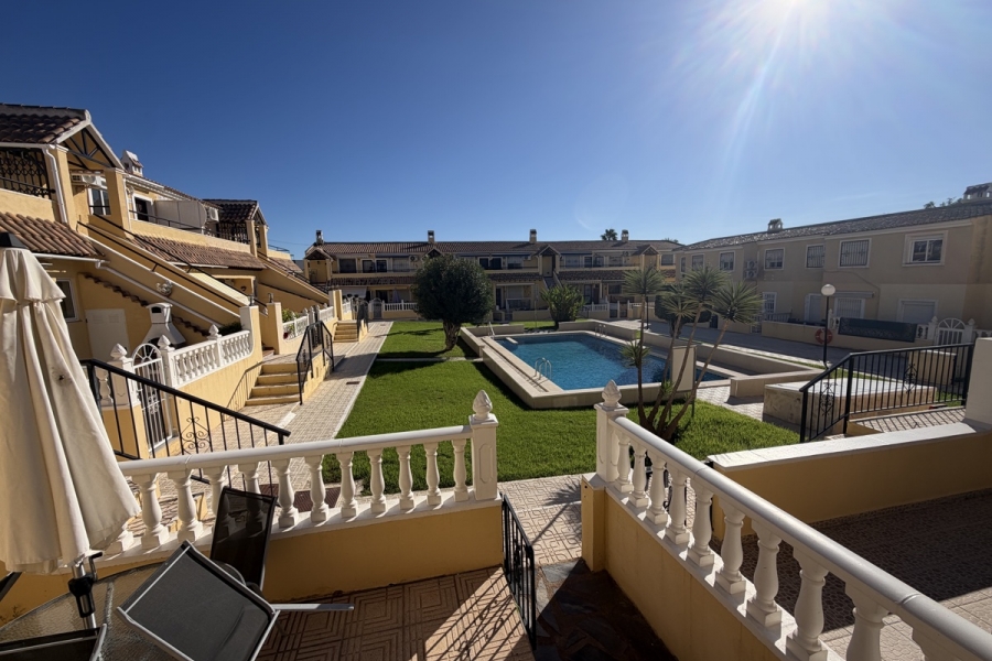 Re-Sale - Apartment - Orihuela Costa - Villamartin