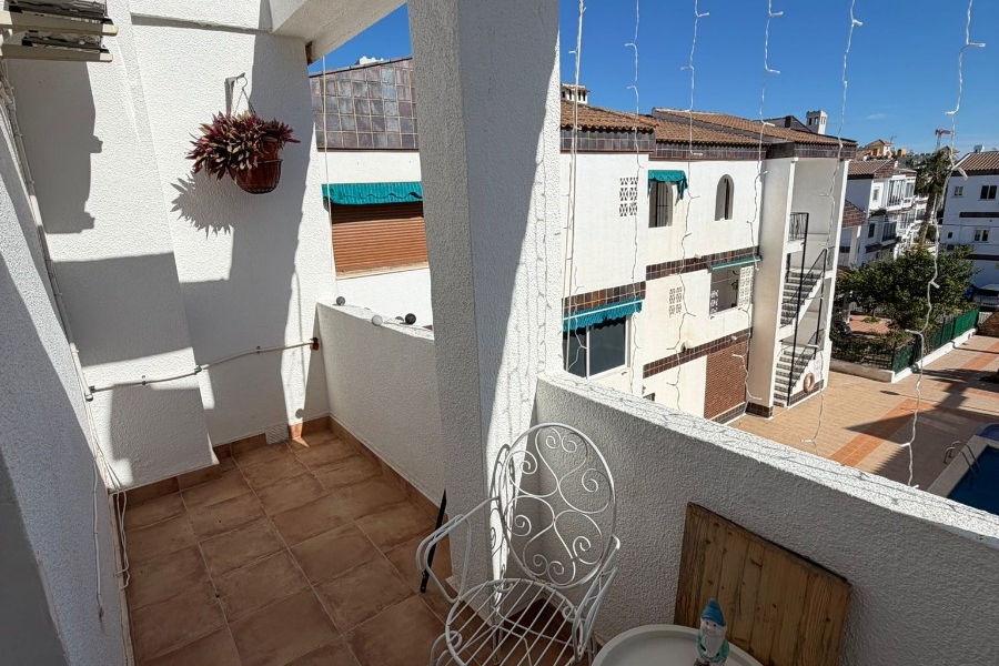Re-Sale - Apartment - Orihuela Costa - Punta Prima