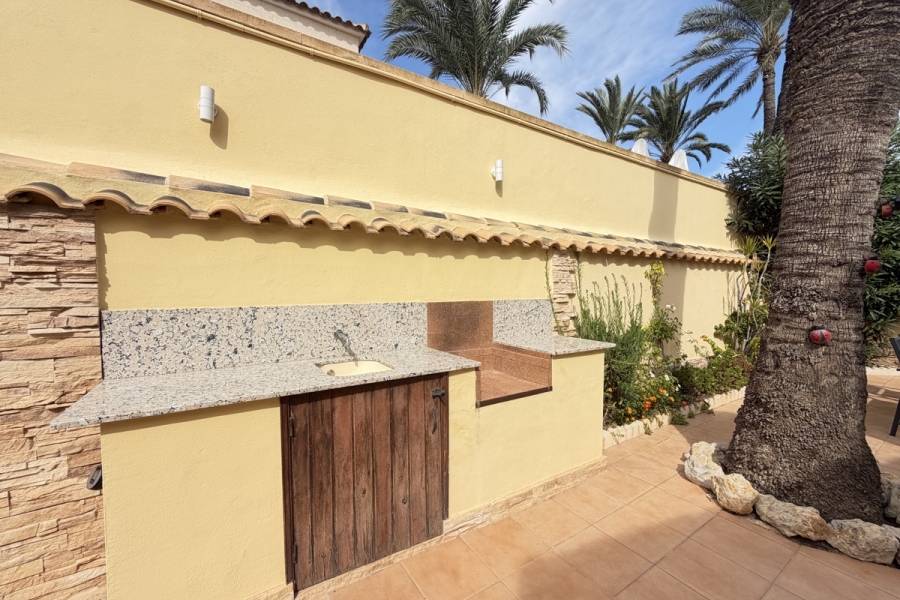 Re-Sale - Detached Villa - Orihuela Costa - Cabo Roig