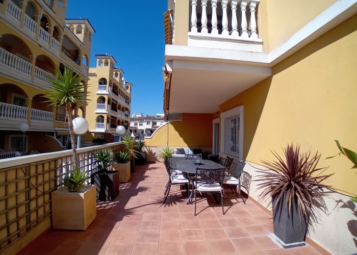 Re-Sale - Apartment - Algorfa - Algorfa - Village