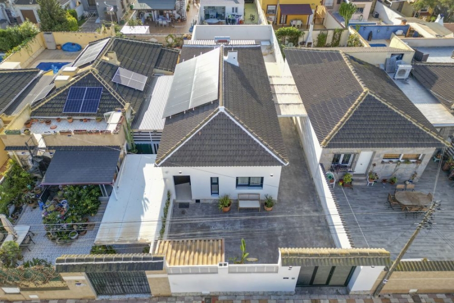 Re-Sale - Detached Villa - Torrevieja - El Chaparral