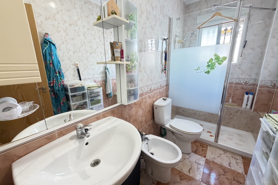 Re-Sale - Bungalow - Orihuela Costa - La Zenia